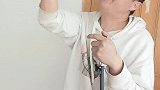 韩哥这惊魂的歌曲，让二咪子无地自容啊