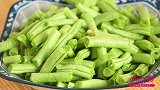 五花肉豆角焖面的家常做法，让你食欲大开，我们家1星期吃3次！