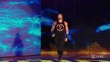 WWE中国-20190326-RAW：罗门伦斯接受德鲁麦金泰尔的战书 后遭苏格兰狂人损招突袭