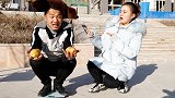 阿宝偷吃朋友摊上的水果，没想吃之前160斤，吃完变成150斤