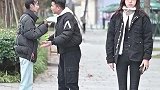 事实上，没有人能逃脱真香的法则，小姐姐有点生气了