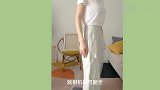 女人再美，裤子别穿紧身，学学下面这样穿搭！洋气显瘦又美嫩