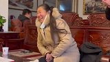 大衣哥家不止朱之文唱歌好听，大衣嫂也很有音乐细胞！
