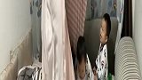 自从有了双胞胎兄弟，眼前这一幕，有个喜欢和儿子们一起疯闹的