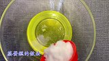 教你在家做蒸蛋糕，做法简单，蓬松绵软香甜可口，学会不用再买了
