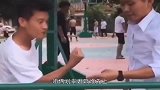 兄弟，沙雕中的极品雕说的是你俩吧，这操作我服了！