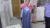 男子专偷女士内衣，还身穿偷来的裙子去偷内衣