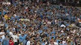底蕴！足球城大连5万+人观战 齐声口号和巨型Tifo久违了