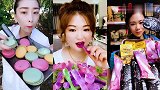 美女直播吃彩色雪糕，看着就过瘾，是我向往的生活