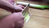 屋外下大雪，火炉上煮饺子，真实的陪读妈妈生活
