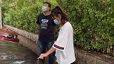 检查完送对象回家，俩人一路沉默一句话没有，小凯的反应令人心寒