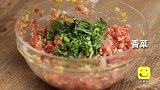 自制干净卫生的牛肉丸子，你家是这样做的吗?