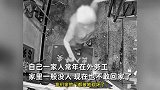 8旬独居老太深夜持菜刀砍邻居门2年多，邻居有家不敢回：没矛盾