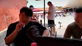 2游客故宫内抽烟还发视频炫耀 故宫保卫处：要办他