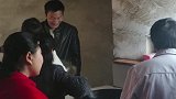 胖妹去老表家蹭饭，长辈没到自己先动筷子，一桌子硬菜真解馋