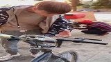 哈哈像疯一样的男人搞笑