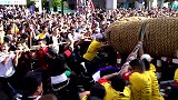 世界最壮观的拔河，绳子长度200米重40吨，几万人一起参赛！