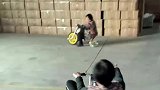 这小车不错，大人小孩都开心