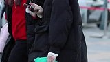 作为一个女生，我也被小姐姐这回眸一笑迷住了！