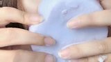 吃冰小姐姐，吃大桃子奶冰，咕咚咕咚的吞咽声听起来真过瘾！