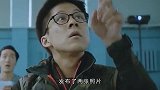 餐厅放家庭照很朴实，霍启刚发与郭晶晶牵手照，竞选信念感十足