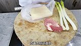 京酱肉丝你真的会做吗？大厨教你一招，肉丝鲜嫩爽滑酱香味十足