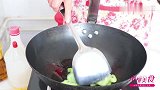 大葱炒豆腐怎么做？教你一个方法，葱香四溢，家常又美味