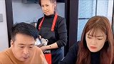每日一笑 幽默搞笑视频 搞笑段子 憋住不准笑 让你玩看我怎么收拾你哈哈……