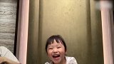 幸福溢出屏幕！郜林不为人知的一面向老婆卖萌女儿乐开花