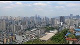 重庆一个火车穿楼而过，先有火车还是先有楼？网友：好想坐一次