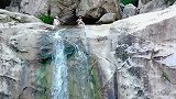 “飞流直下三千尺，疑是银河落九天”看着瀑布仿佛治愈了浮躁的内心河南旅行大玩家白云山26度的夏天治愈