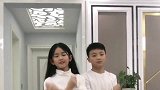 龙凤胎兄妹跳舞，这次妹妹不如哥哥跳的好，妹妹真是越长越漂亮了
