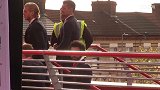英超-利物浦年度盛典又见Allez Allez Allez 现场驻唱迎接球员入场