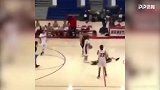 残暴！女篮赛场惊险凶狠过肩摔 咣当一声听着都疼
