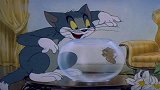 猫和老鼠：汤姆利用唱片机起跳，自己却成了唱片机，直接转晕了