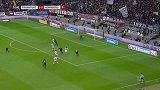 第73分钟法兰克福球员科斯蒂奇射门