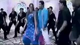 搞笑-20120327-原来印度舞是万能的