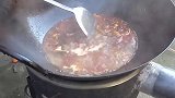 农村晓霞在家做牛肉粉丝，香辣过瘾又解馋，吃着真香