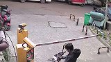 别说，还真挺倒霉的呢