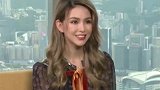 周杰伦晒儿女背影照妈妈在工作，爸爸带娃耍！