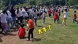 万人拔河比赛太牛了