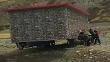 牧民搬家，人多力量大