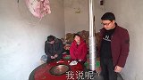 妈妈卧室装火炉，小光和妈妈商量把火炉搬自己卧室，看妈妈啥态度