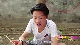 短剧：小甜甜兄妹一起吃超辣火鸡面，结果妈妈和来福被直接辣哭了