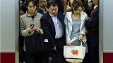 日本地铁发达，却是女性的“噩梦”，宁可走路也不愿坐