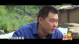 工人现场深情演唱，评委深受感动，一致绿灯通过