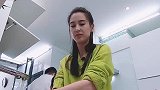 婆婆调侃黄圣依：你竟然会做饭！不料黄圣依的回应，杨子都意外
