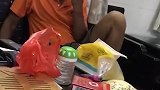爆笑：家里有个跆拳道黑带的媳妇，常常敢怒不敢言