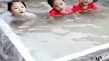 萌娃：为了给三胞胎孙女快乐，爷爷在家制作了一个泳池