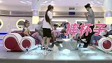 最强宫斗综艺男生要买糖安慰受伤女生，女生不愿淘汰别人喊退赛